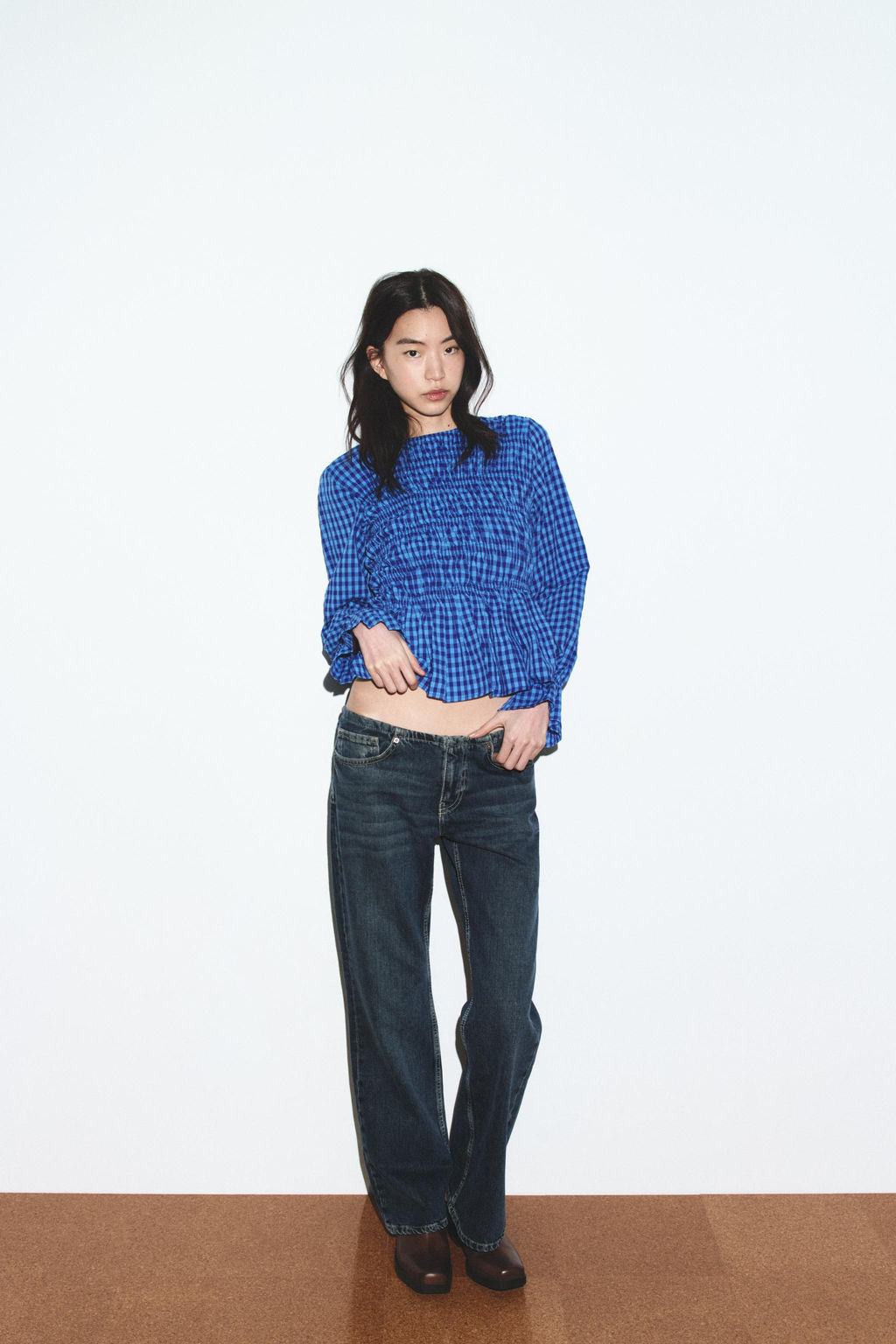 GINGHAM SHIRT WITH ELASTICATED DETAIL - Zara фото 7