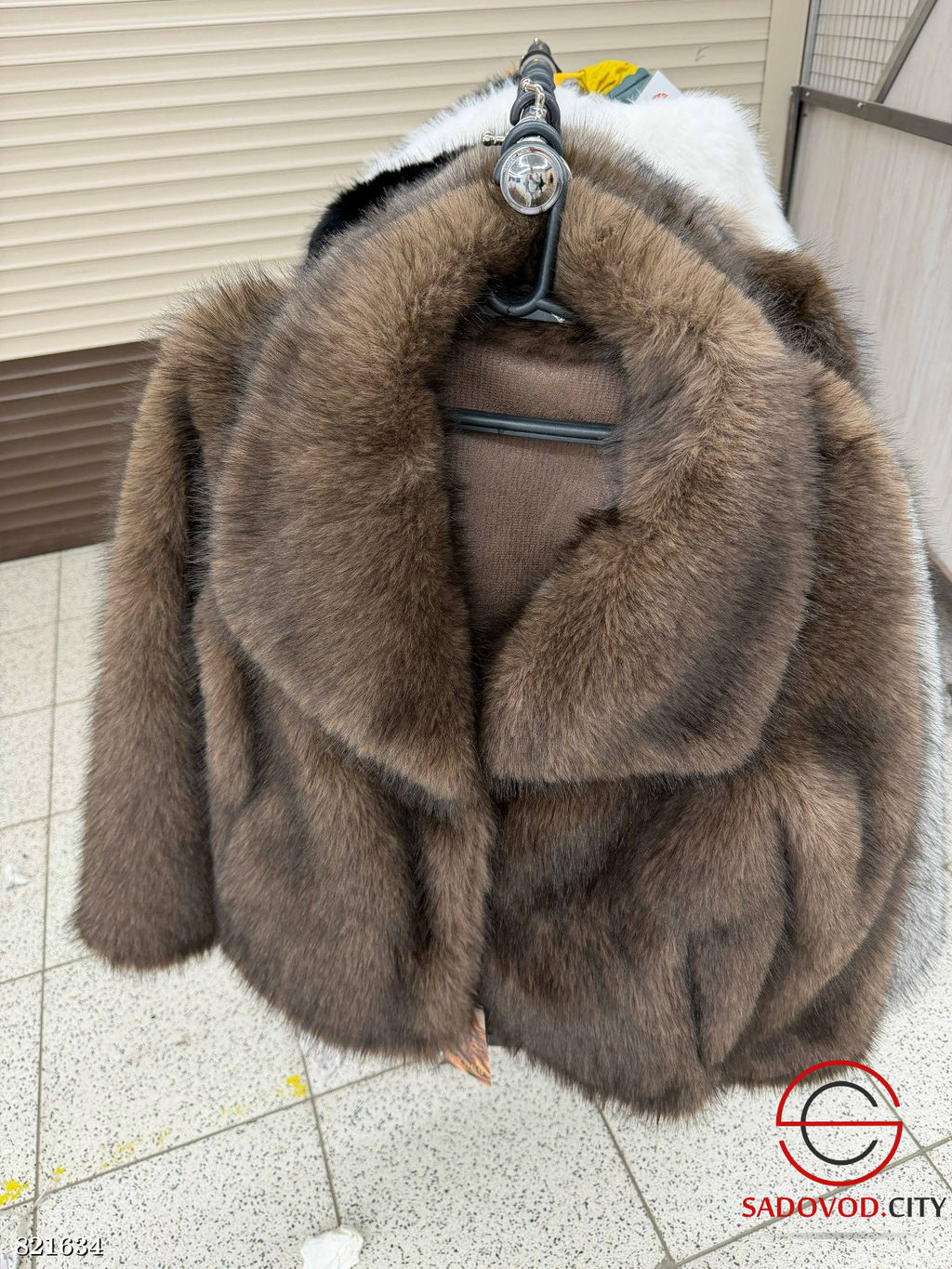 Шуба женская из искусственного меха - Bruno фото 3