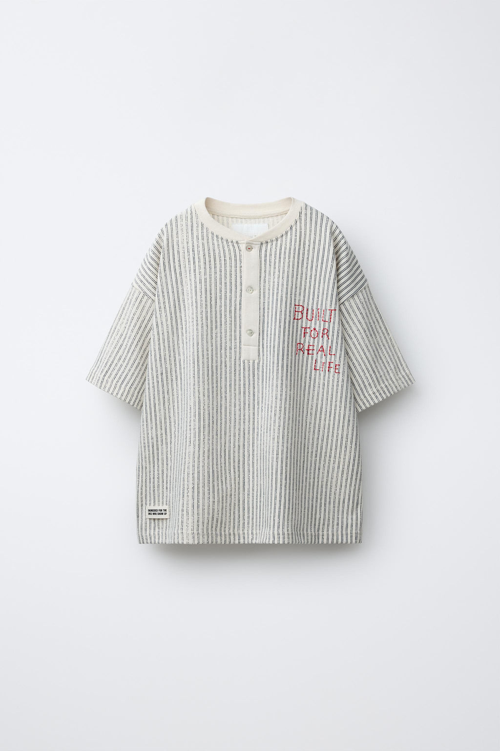 CAMISETA RAYAS Y ETIQUETA / rayas