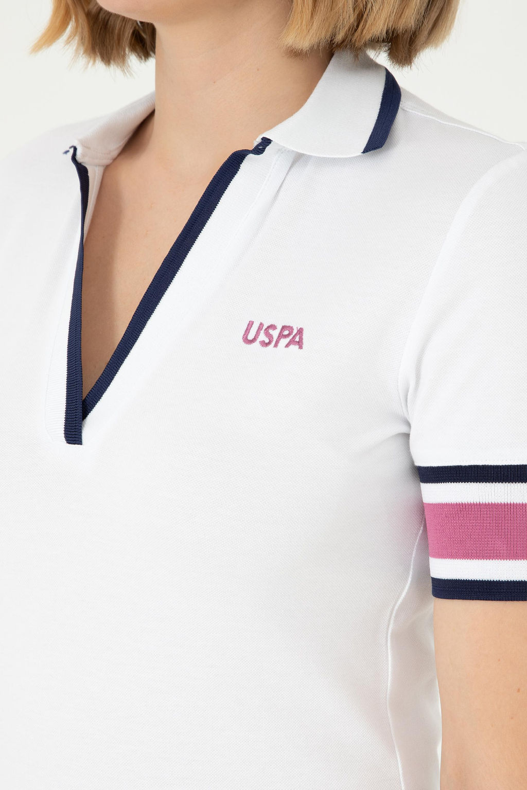 Женская белая футболка Неожиданная скидка в корзине - U.s. polo assn фото 7