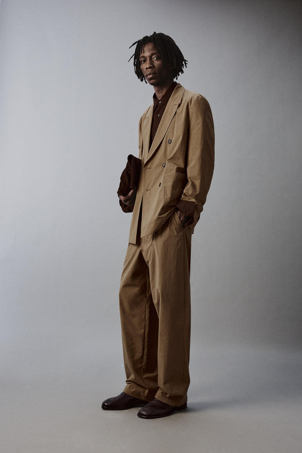 BLAZER CRUZADA TRAJE RELAXED FIT / Camel claro - Zara фото 4