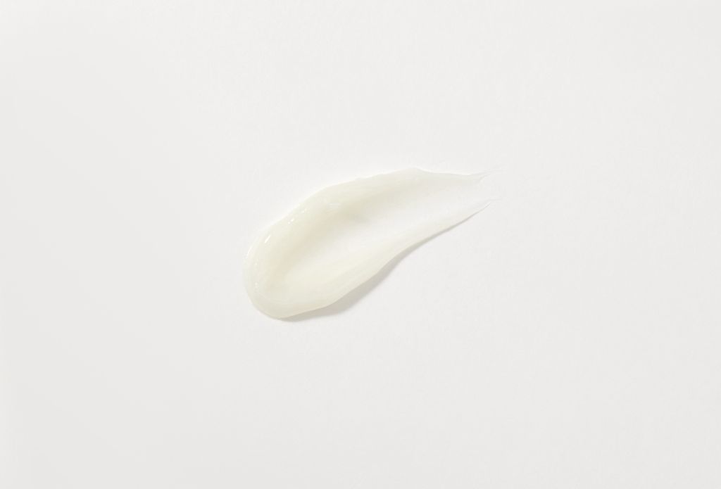 Eveline ИНТЕНСИВНЫЙ УВЛАЖНЯЮЩИЙ БАЛЬЗАМ ДЛЯ ГУБ COCONUT COCKTAIL серии JUICY KISSES, 12мл  фото 4