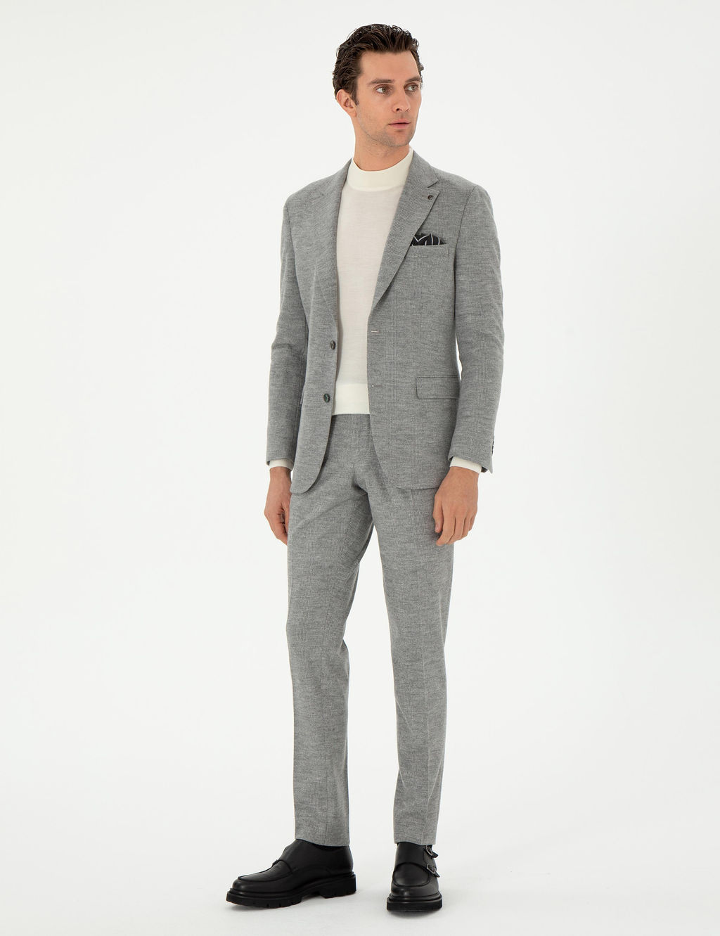 Светло-серый приталенный костюм - Cacharel фото 4