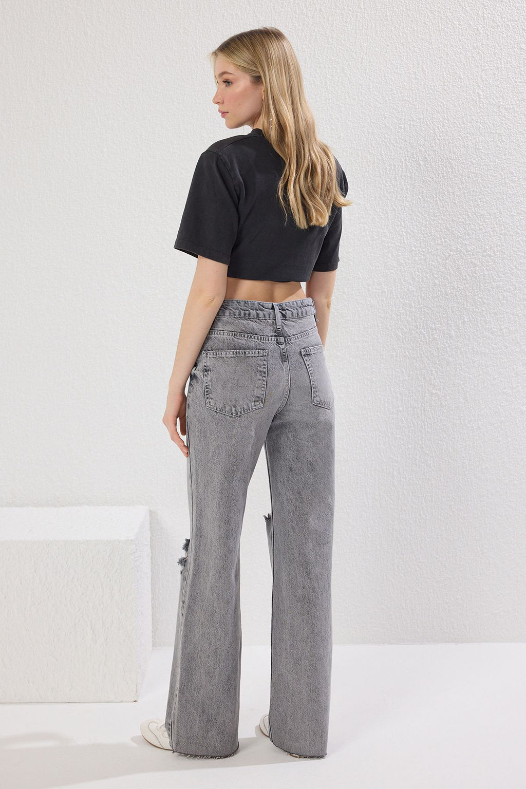 Gri Y?rt?k Detayl? Normal Bel Wide Leg Jeans TWOSS25JE00216 - Trendyolmilla фото 5