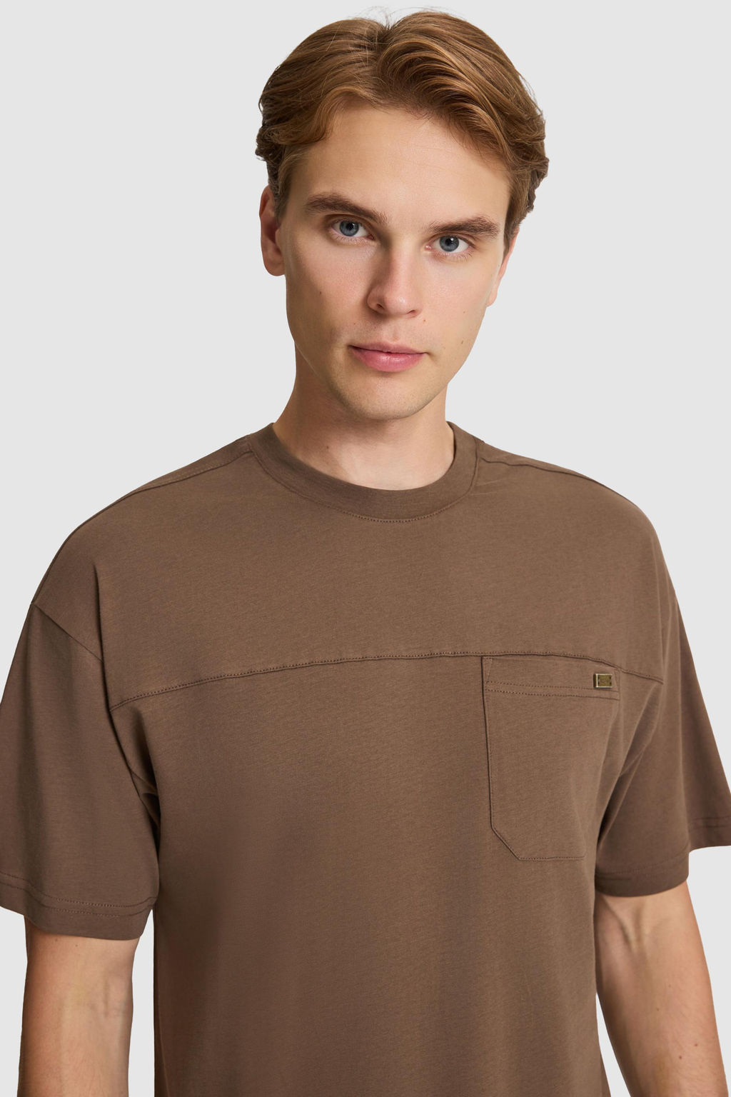 Erkek Kahverengi Comfort Fit Bisiklet Yaka Ti__rt