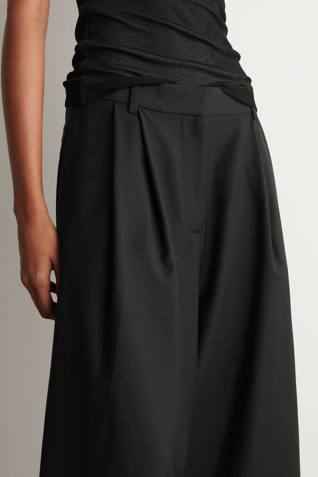 PANTAL?N CULOTTE PINZAS MEZCLA LANA