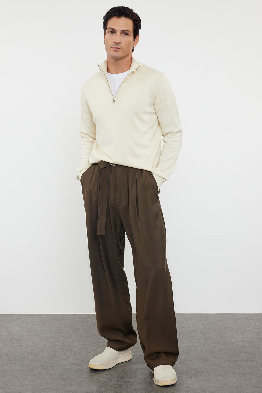 TRENDYOL MAN Ekru Regular Pamuklu Yar?m Bal?kc? Yaka Duz Triko Kazak TMNAW25KZ00039 - Trendyolmilla фото 4