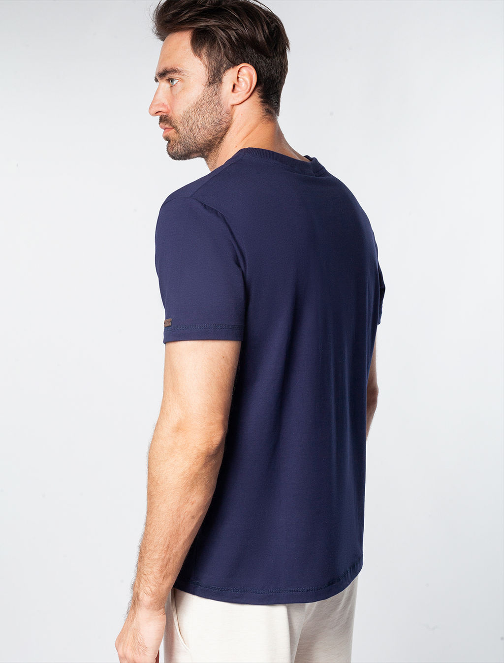 VILATTE / Футболка из премиального хлопка с эластаном  фото 4