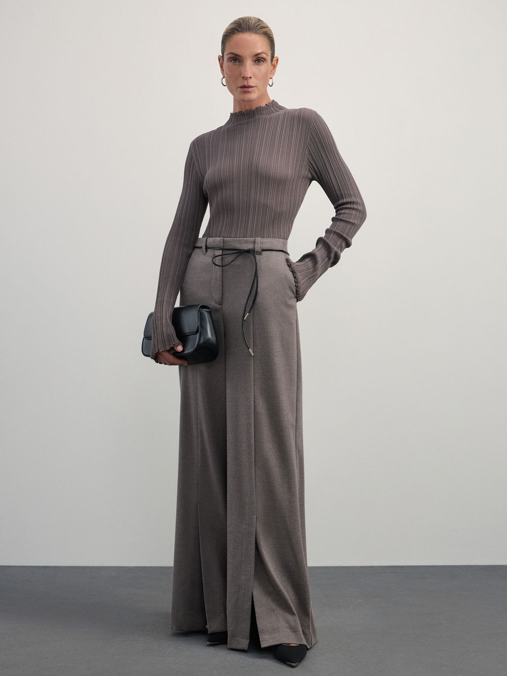 Свитер женский / Zarina  фото 2