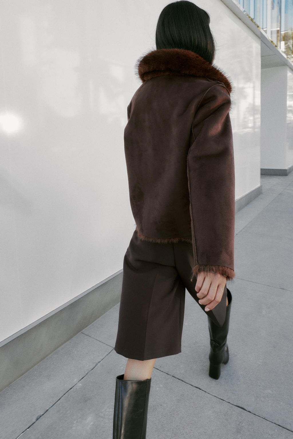 REVERSIBLE DOUBLE-FACED FAUX FUR JACKET - Zara фото 21