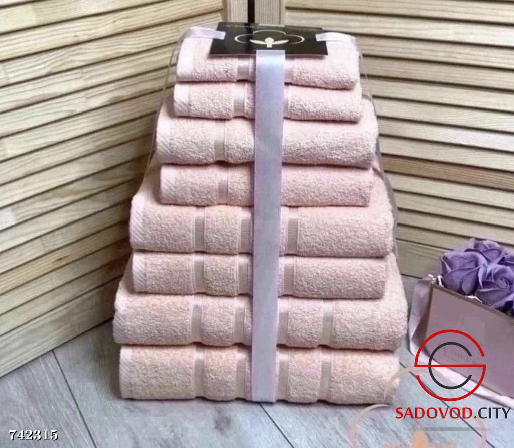 Комплект из восьми полотенец