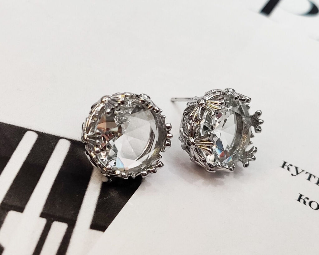 Серьги стильные