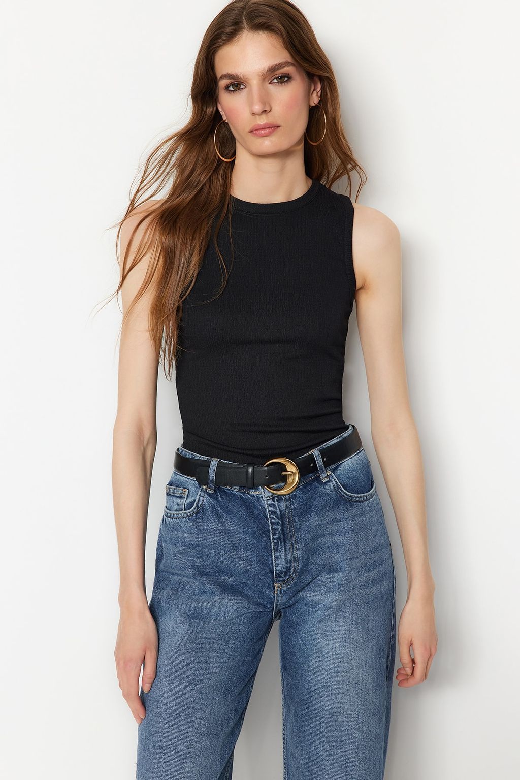 TRENDYOLMILLA Siyah Fitted/Vucuda Oturan Bisiklet Yaka Burumcuk/Dokulu Orme Atlet TWOSS22AL00075  фото 2