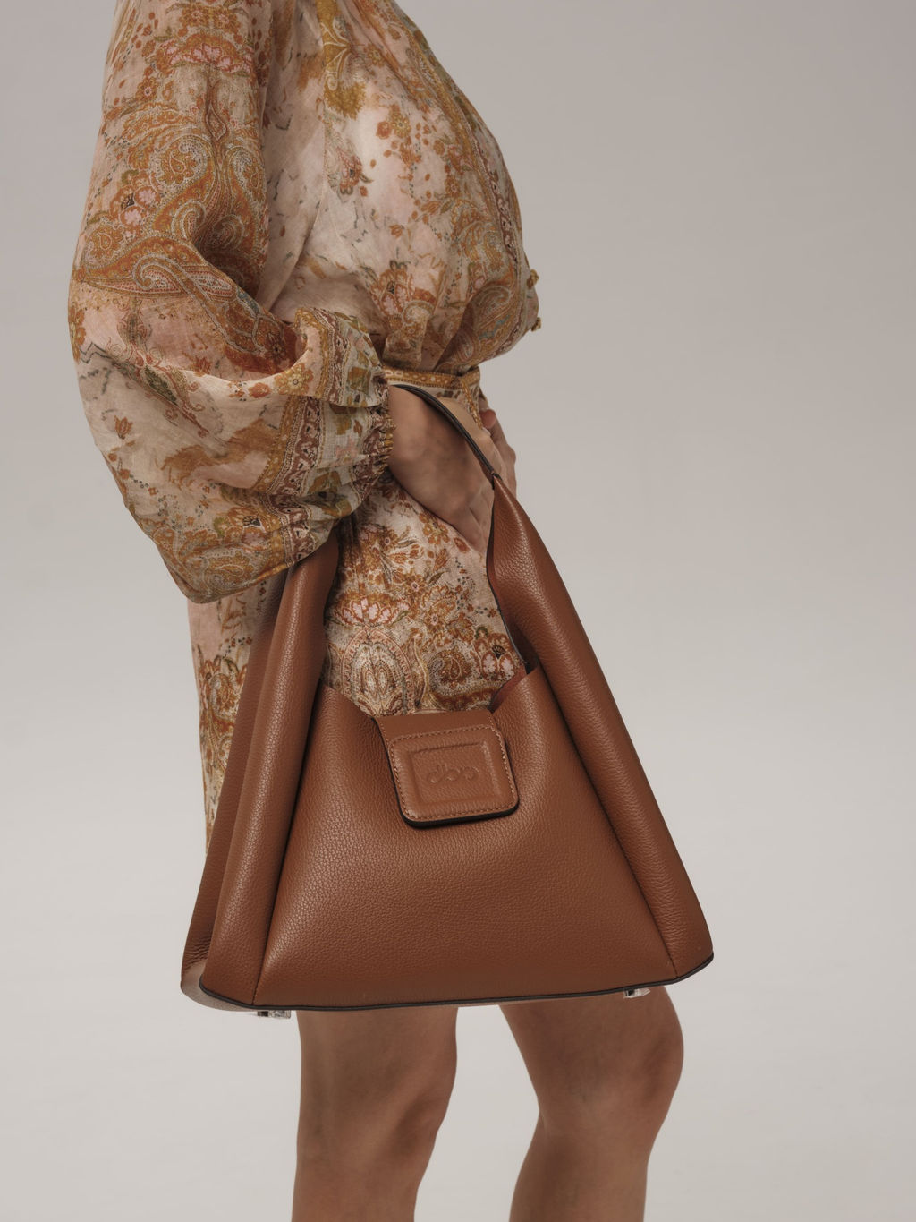 Кожаная сумка Lola DBR 31013 коричневый фундук  фото 4