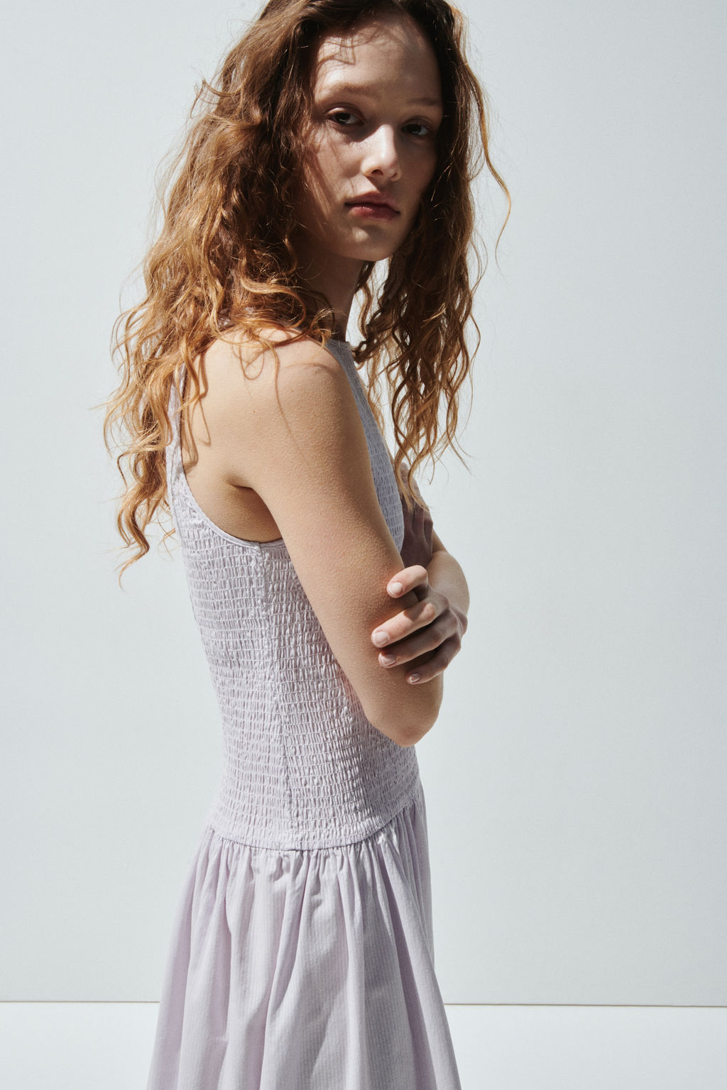 Vestido fruncido de sirsaca - H&m фото 9