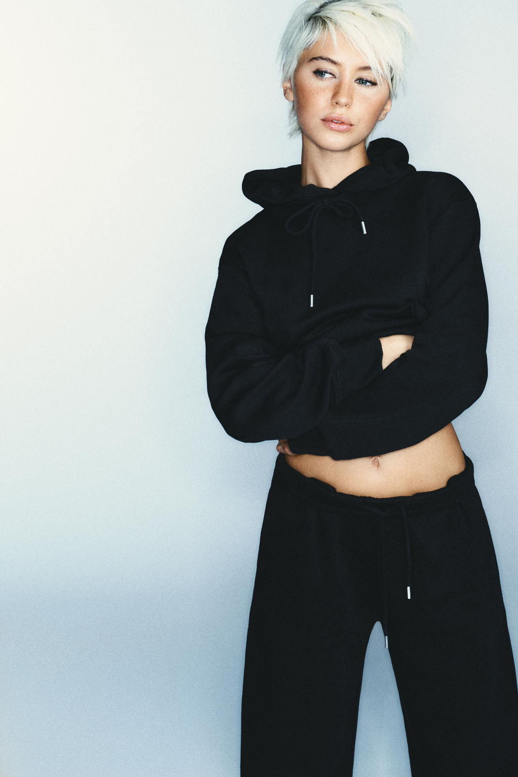 SUDADERA CAPUCHA B?SICA / Negro - Zara фото 3