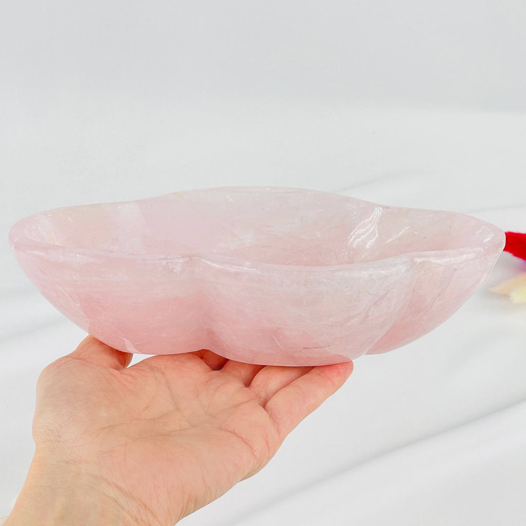 Чаша из мадагаскарского Розового кварца