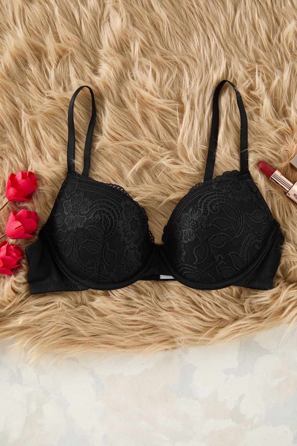 TRENDYOLMILLA Siyah Dantelli Ip Ask?l? Kapl? T-Shirt Bra Orme Sutyen THMSS25SU00007  фото 5