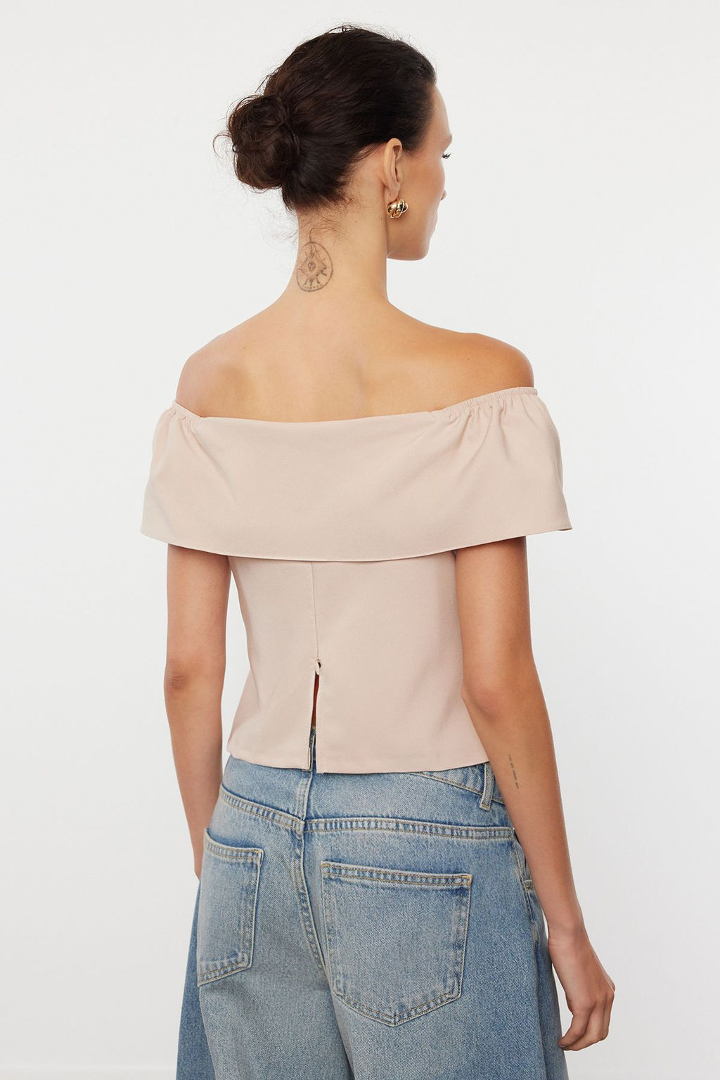 Bej Omzu Ac?k Fitted Dokuma Bluz TWOSS24BZ00672 - Trendyolmilla фото 7