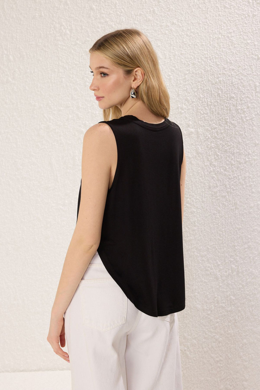 TRENDYOLMILLA Siyah Regular/Normal Kal?p Kolsuz Esnek Orme Atlet TWOSS25AL00047  фото 4