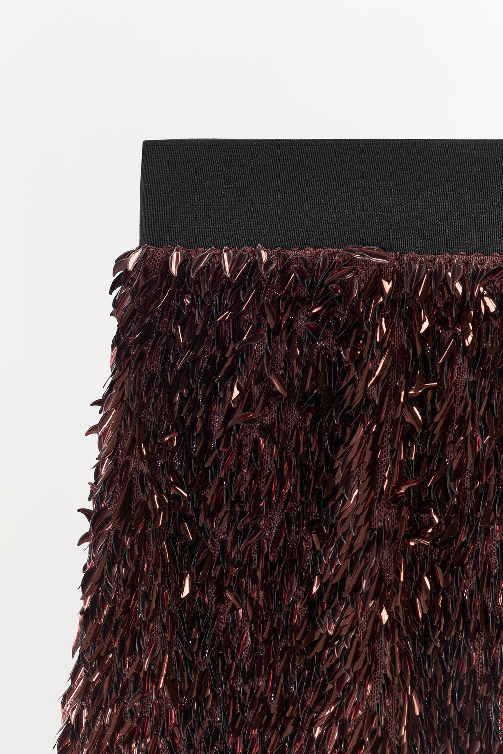 CONTRAST WAISTBAND SEQUIN SHORTS