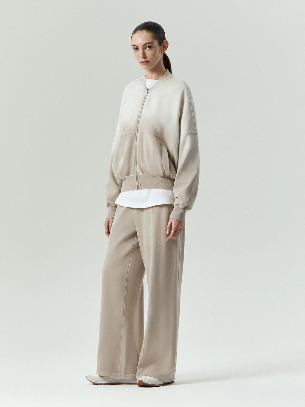 Брюки Emka из хлопка бежевые