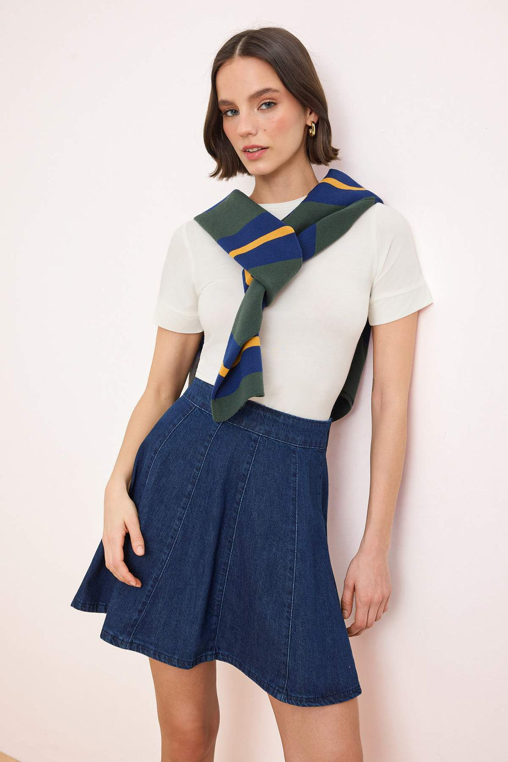 Koyu Mavi Volanl? %100 Pamuk Mini Denim Etek TWOSS26ET00068 - Trendyolmilla фото 4
