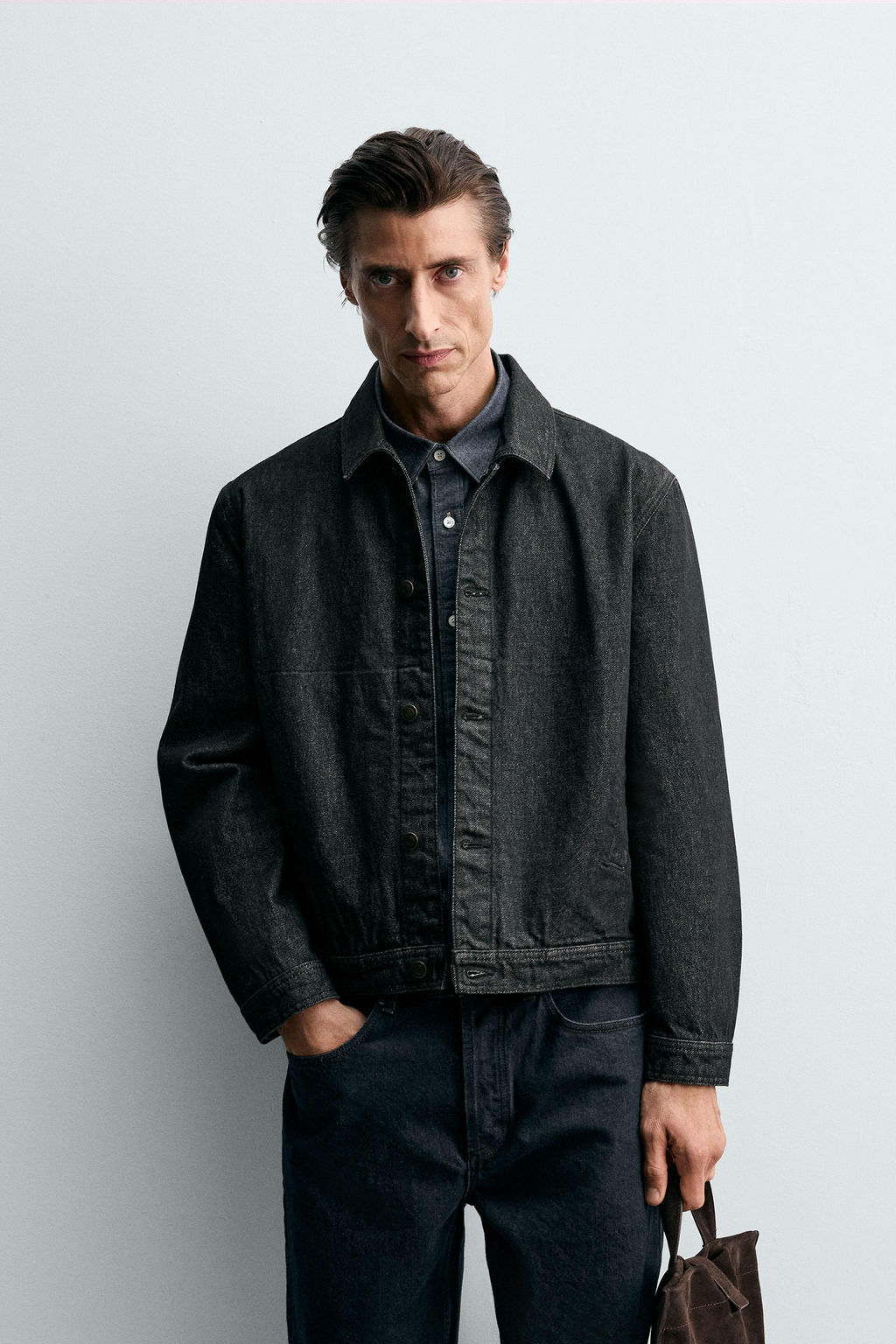 REGULAR FIT DENIM JACKET