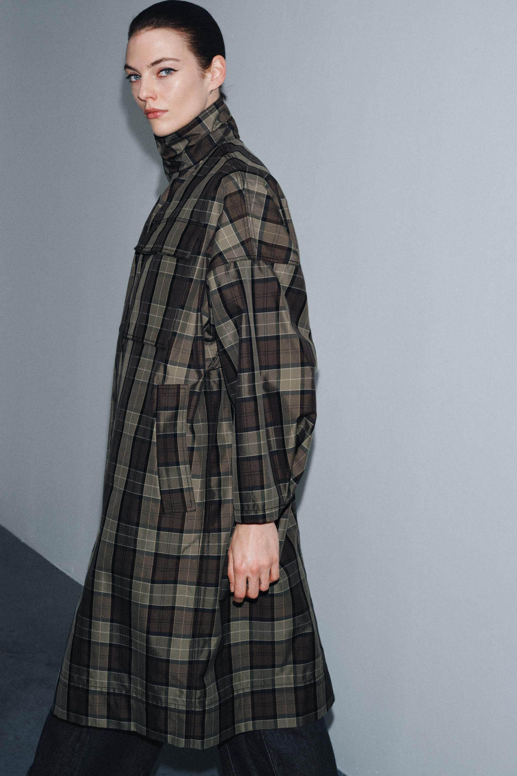 ZW COLLECTION LIMITED EDITION CHECKED TRENCH COAT - Zara фото 8