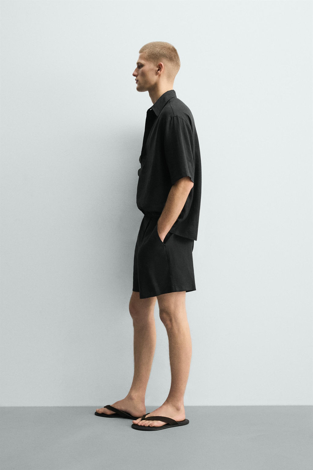BERMUDA RELAXED FIT LINO - VISCOSA / Negro