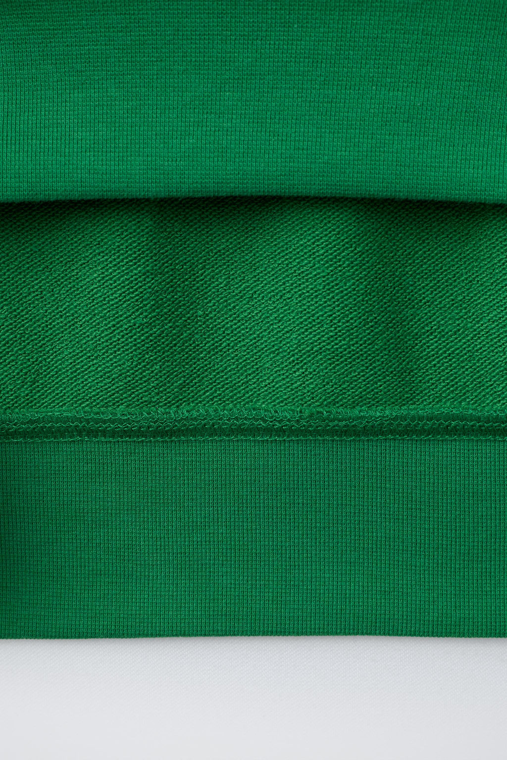 SUDADERA MANGA CORTA TEXTO RELIEVE / Verde - Zara фото 4