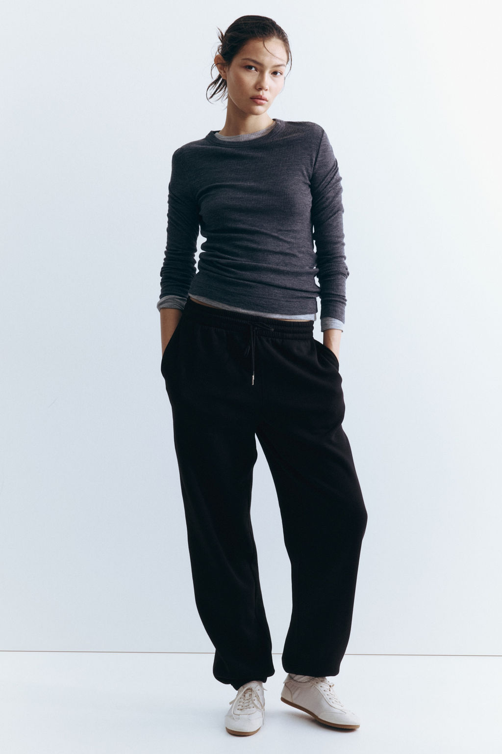 Pantalon de chandal en mezcla de algodon - H&m фото 10