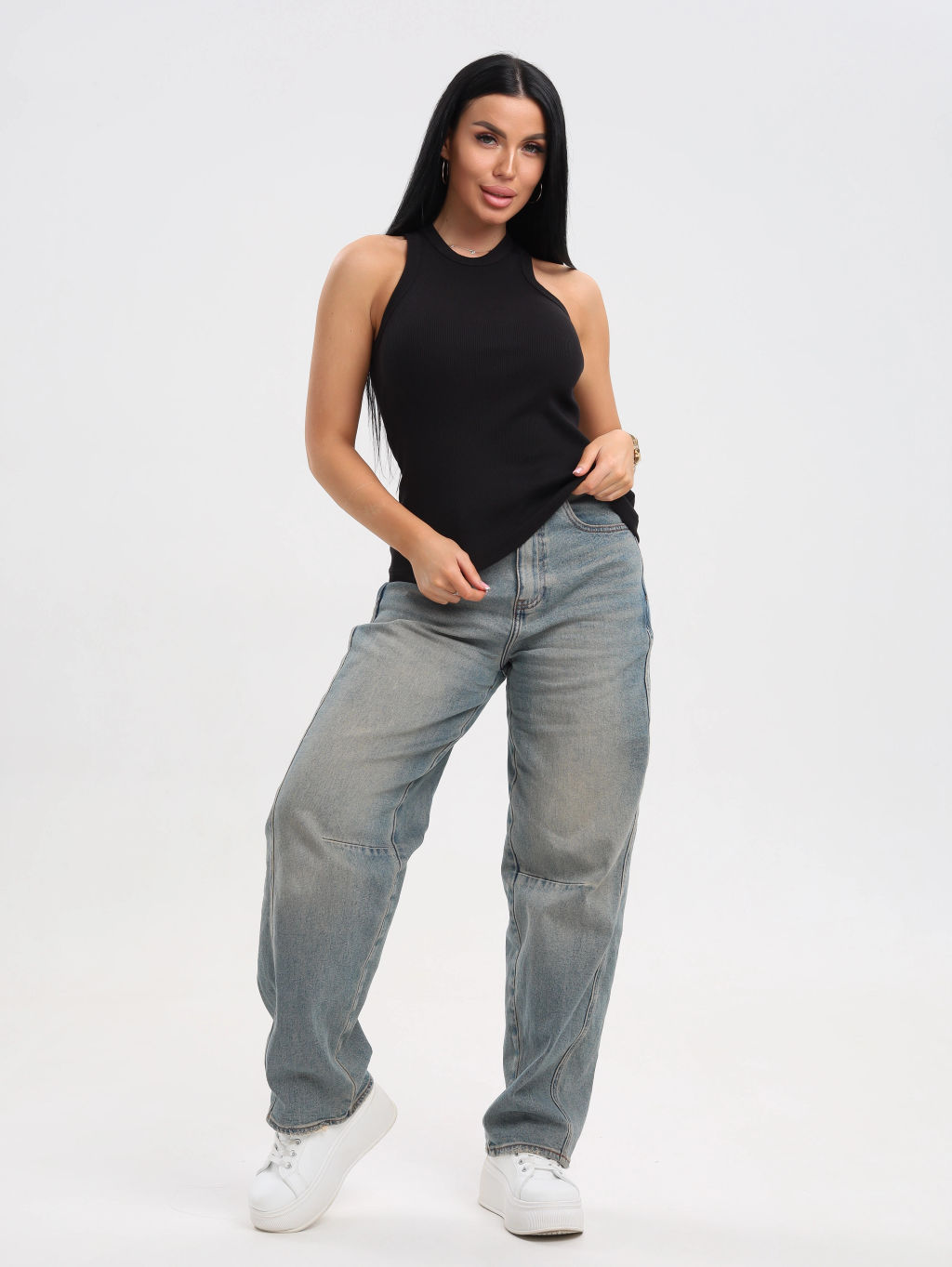 Топ женский, цвет черный