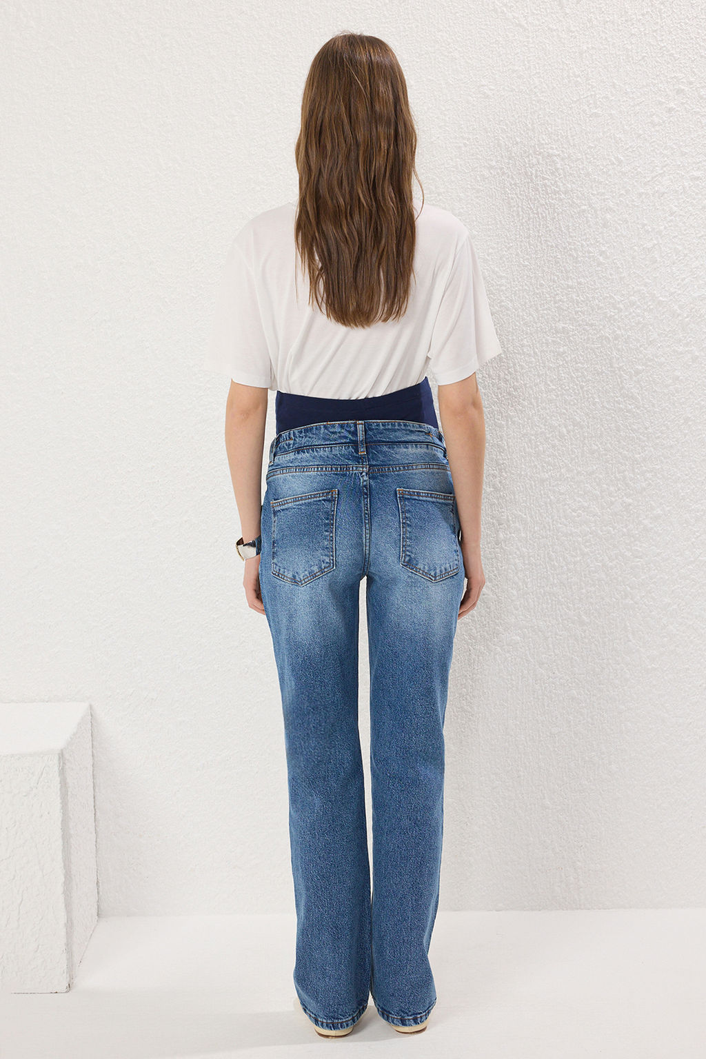Mavi Kar?n Panelli Kemeri Lastikli Straight Fit Buyuk Beden Jeans TBBSS25CJ00028 - Trendyolmilla фото 4