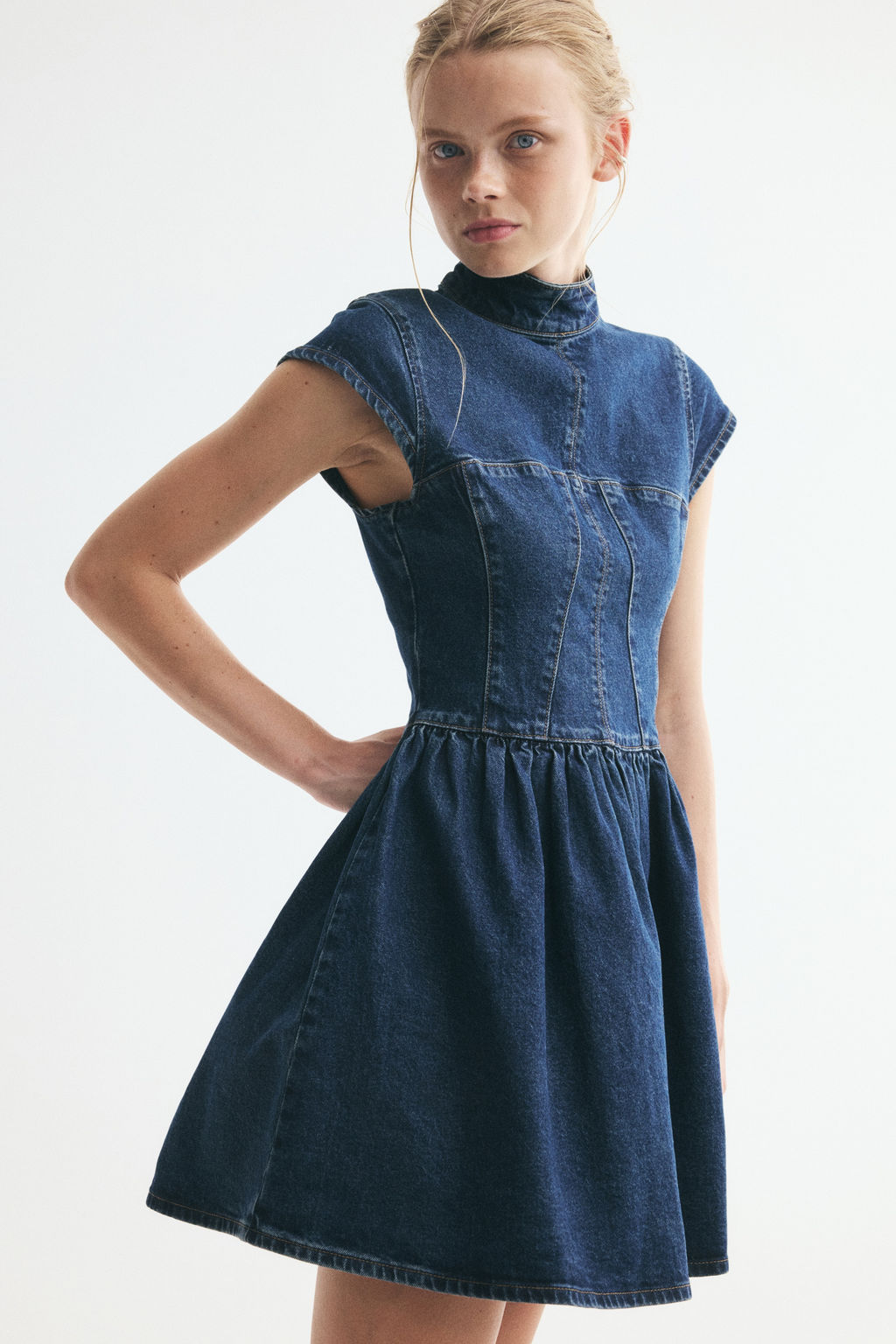 Vestido denim con falda acampanada - H&m фото 4
