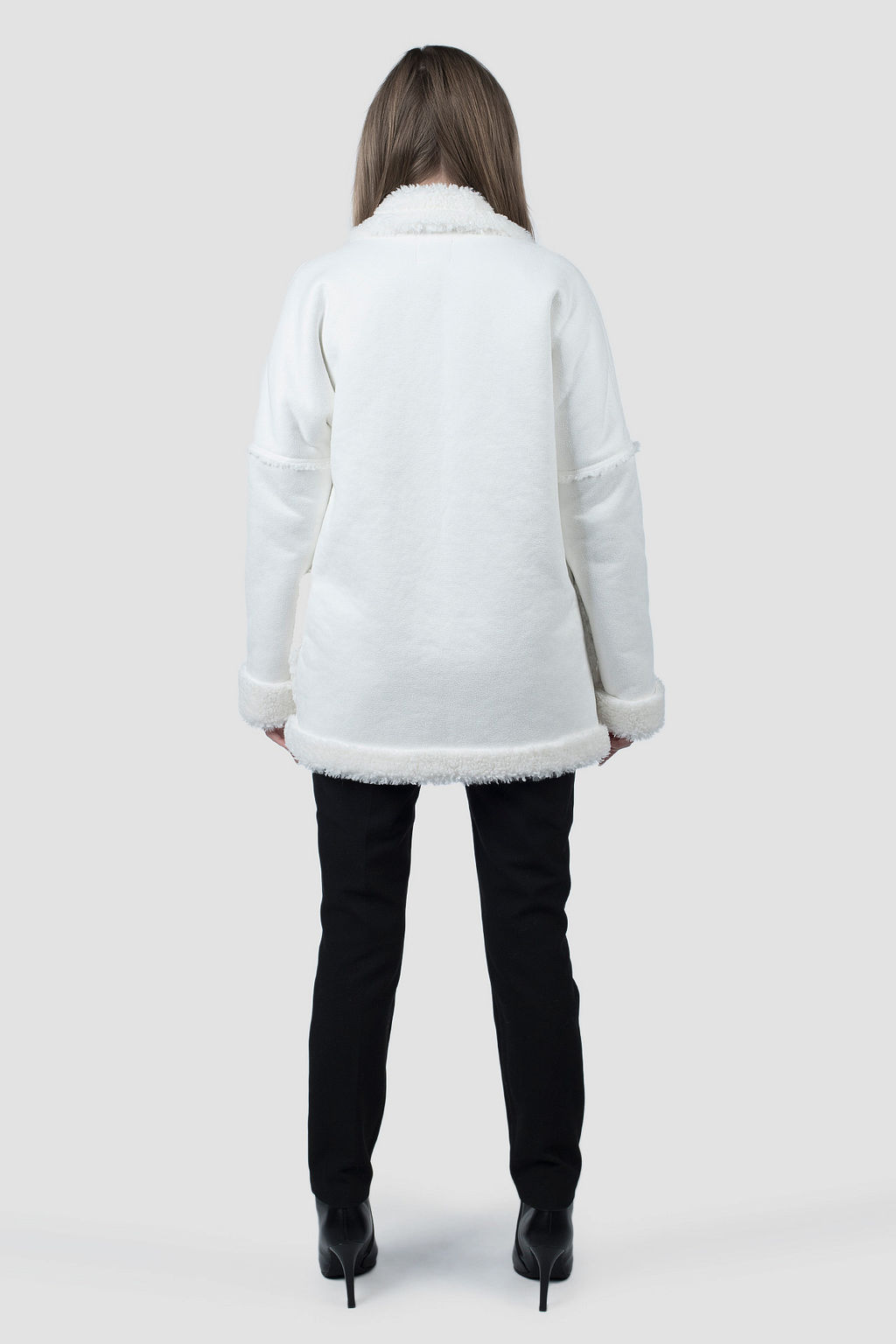 02-3296 Пальто женское утепленное