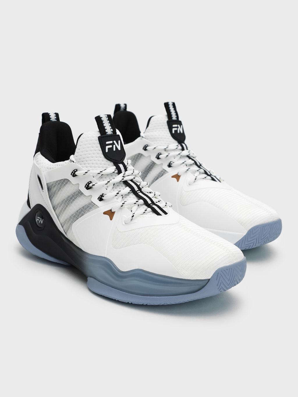 Баскетбольные кроссовки FN Dunkify (White/Black)