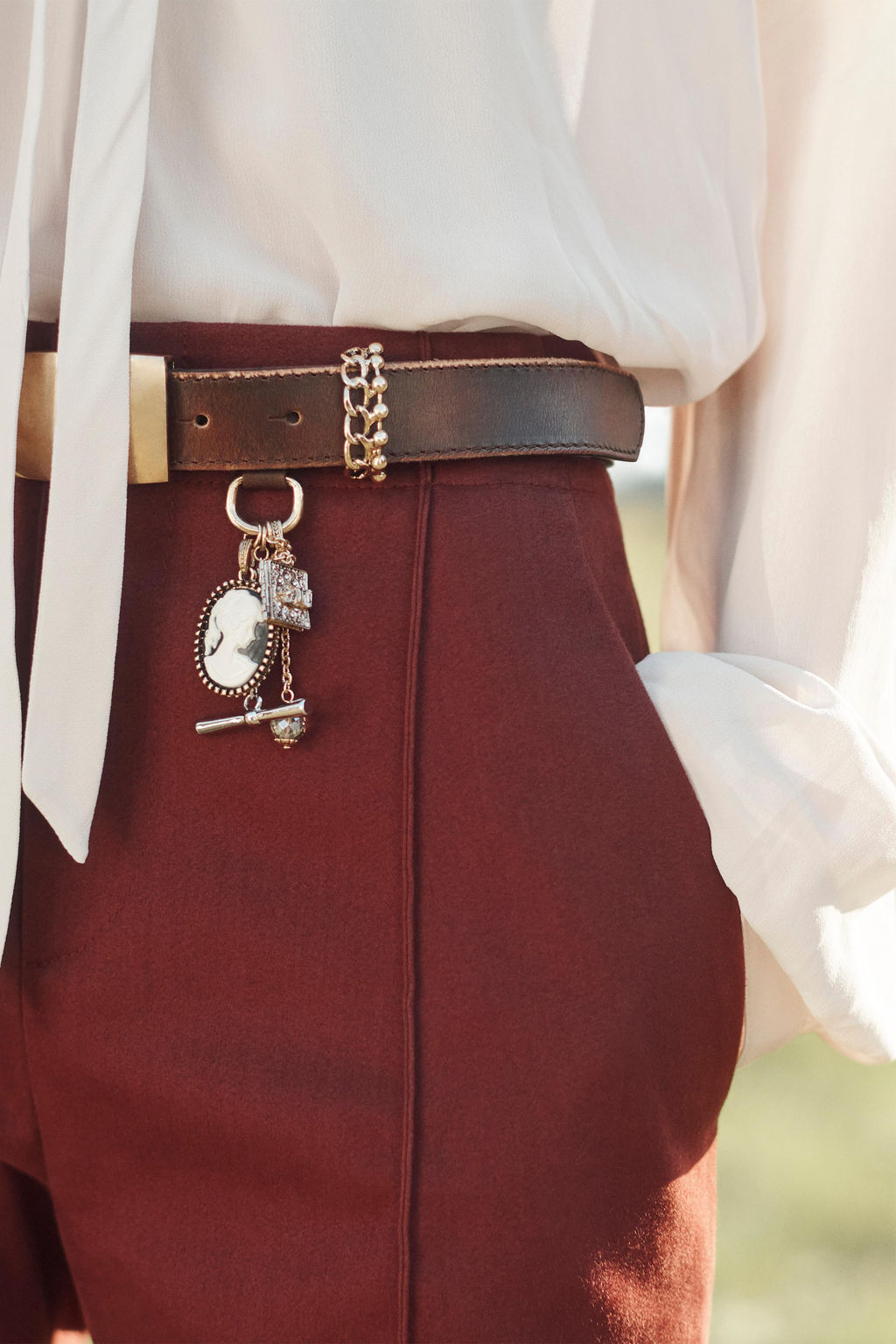 LIMITED EDITION CAPRI TROUSERS - Zara фото 4