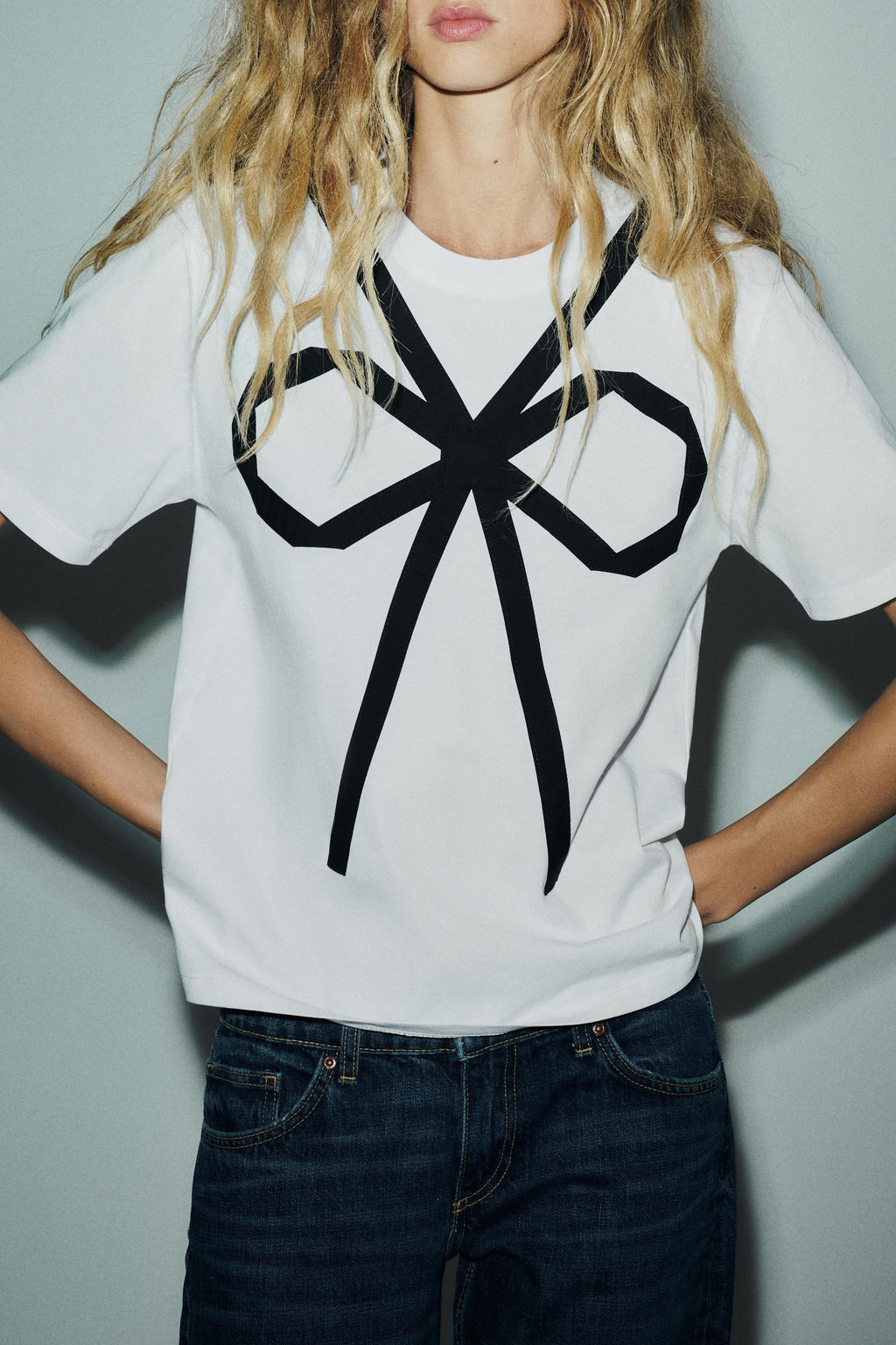 T-SHIRT WITH CONTRAST BOW - Zara фото 10
