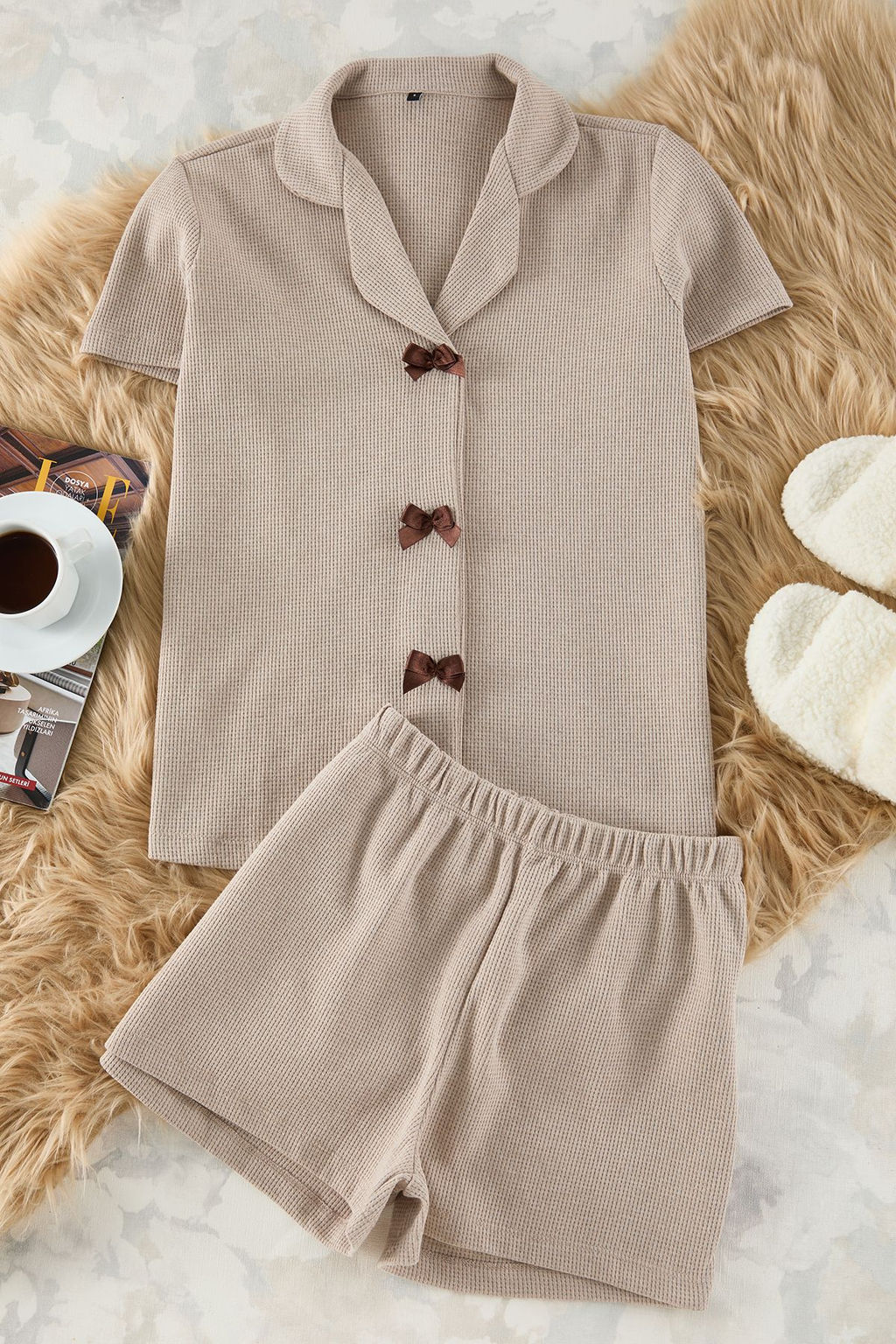 Trendyolmilla Pembe Kurdele/Fiyonk Detayl? Waffle Kumas Sortlu Orme Pijama Tak?m? THMSS25PT00014  фото 6