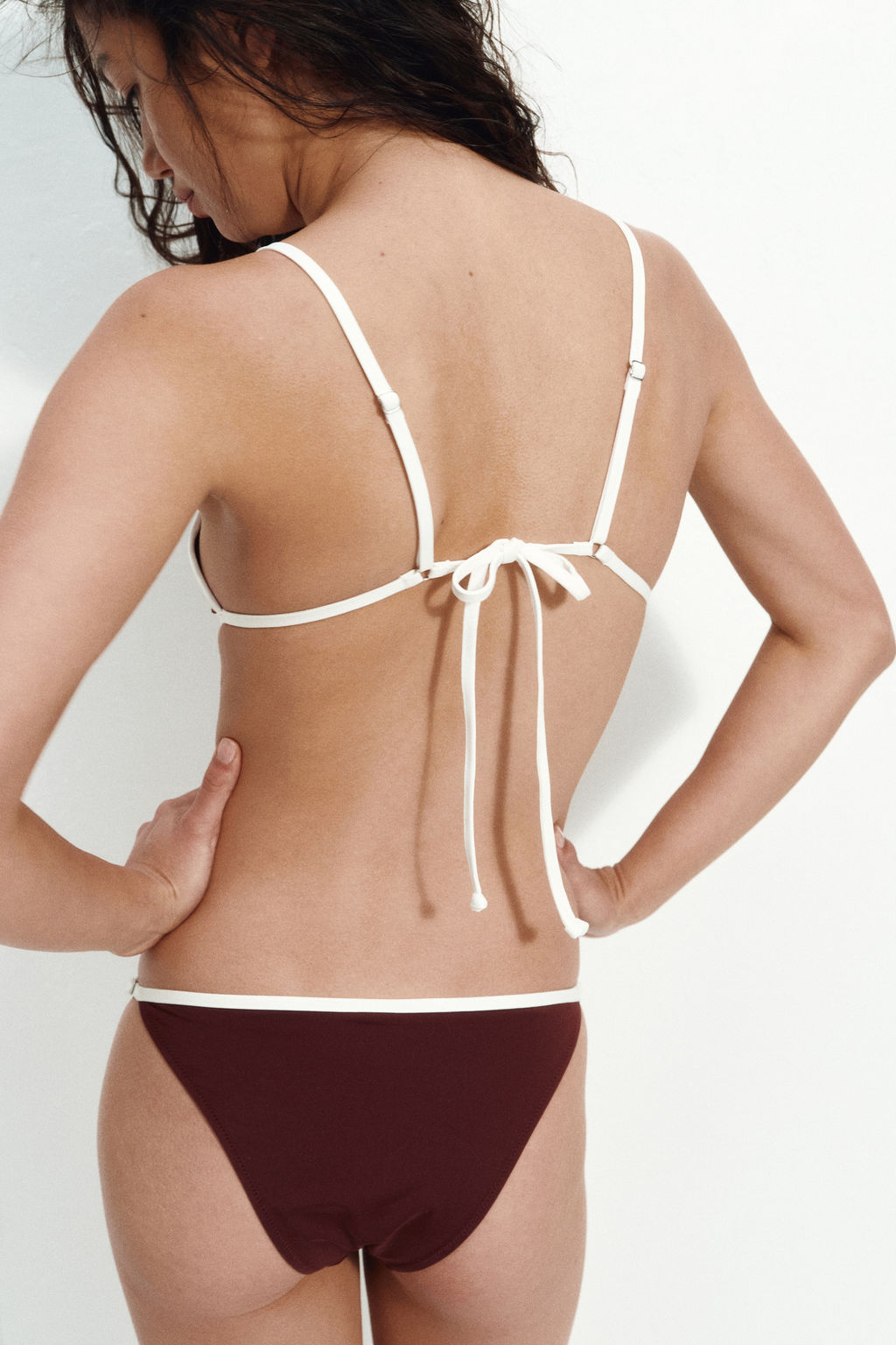 Top de bikini triangular con relleno - H&m фото 7