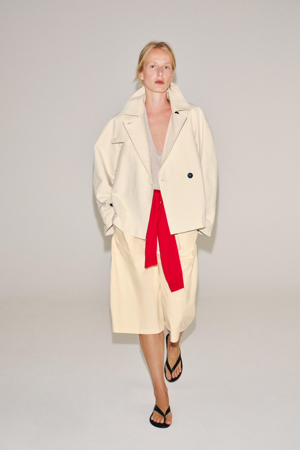 TRENCH CORTO ZW COLLECTION / Hueso - Zara фото 4