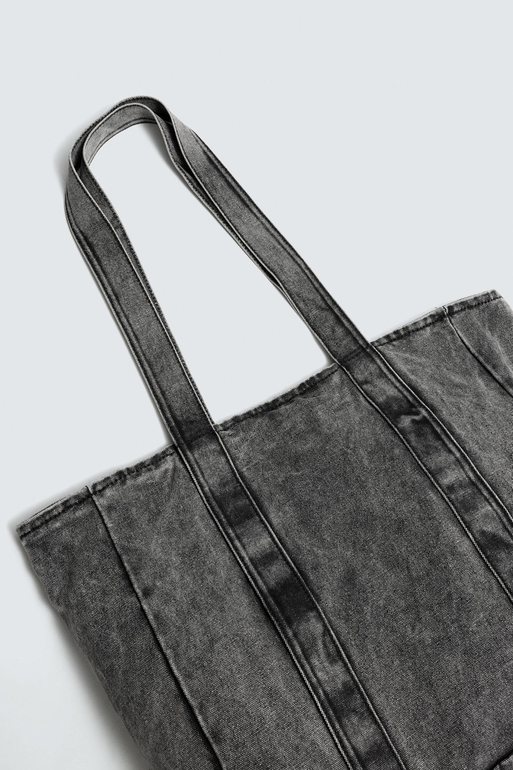WASHED-EFFECT DENIM TOTE BAG - Zara фото 3