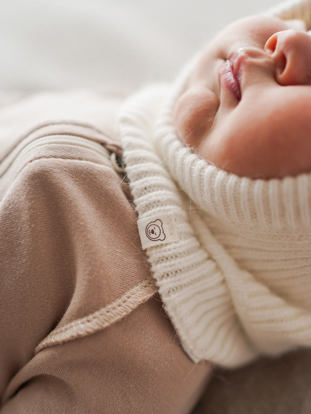 Шлем вязаный из ангоры Молоко 0+ - Bungly фото 3