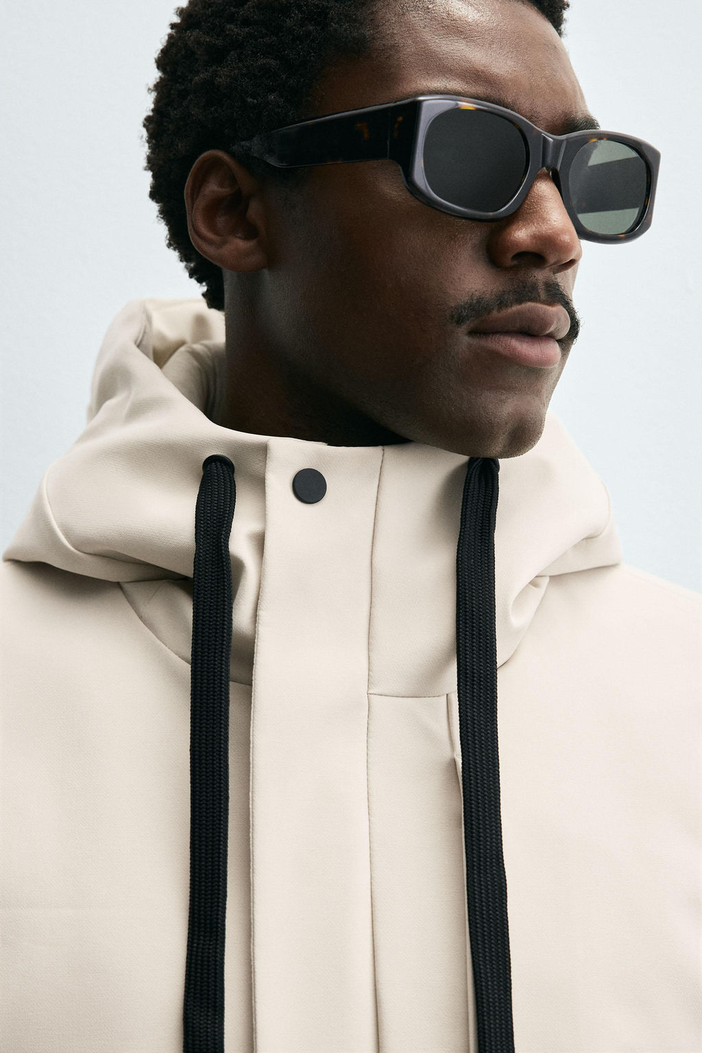 TECHNICAL HOODED JACKET - Zara фото 6