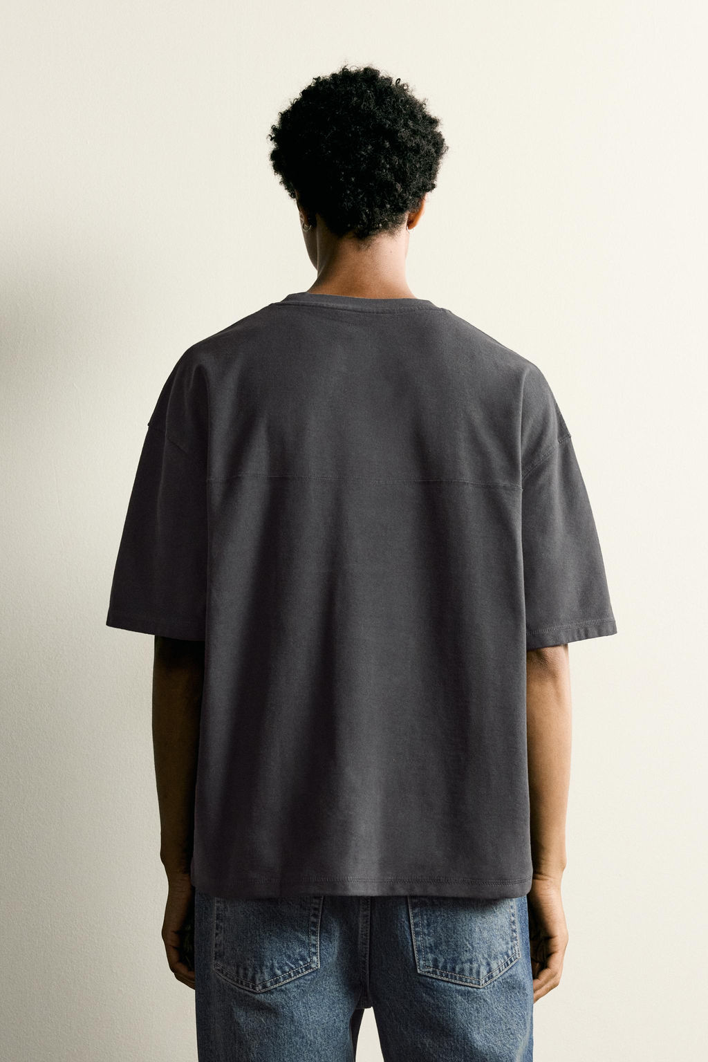 CAMISETA RELAXED FIT COSTURA / Antracita oscuro - Zara фото 3