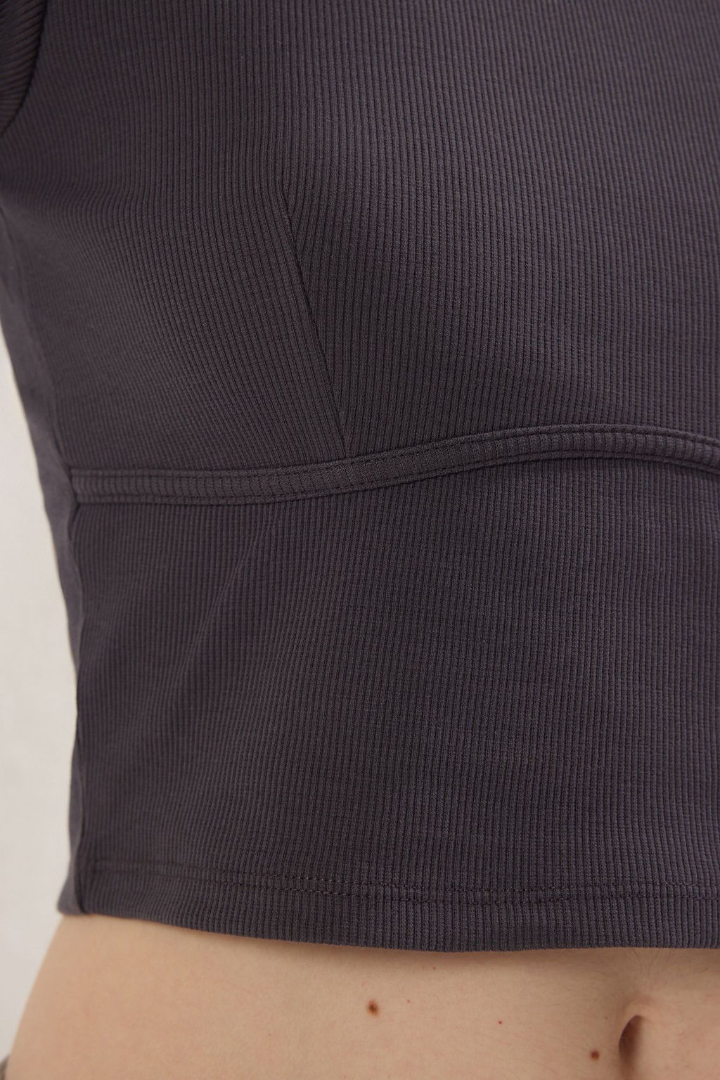 Trendyolmilla Beyaz Biye Detayl? Bisiklet Yaka Crop Fitilli Esnek Orme Bluz TWOAW21BZ0638  фото 3