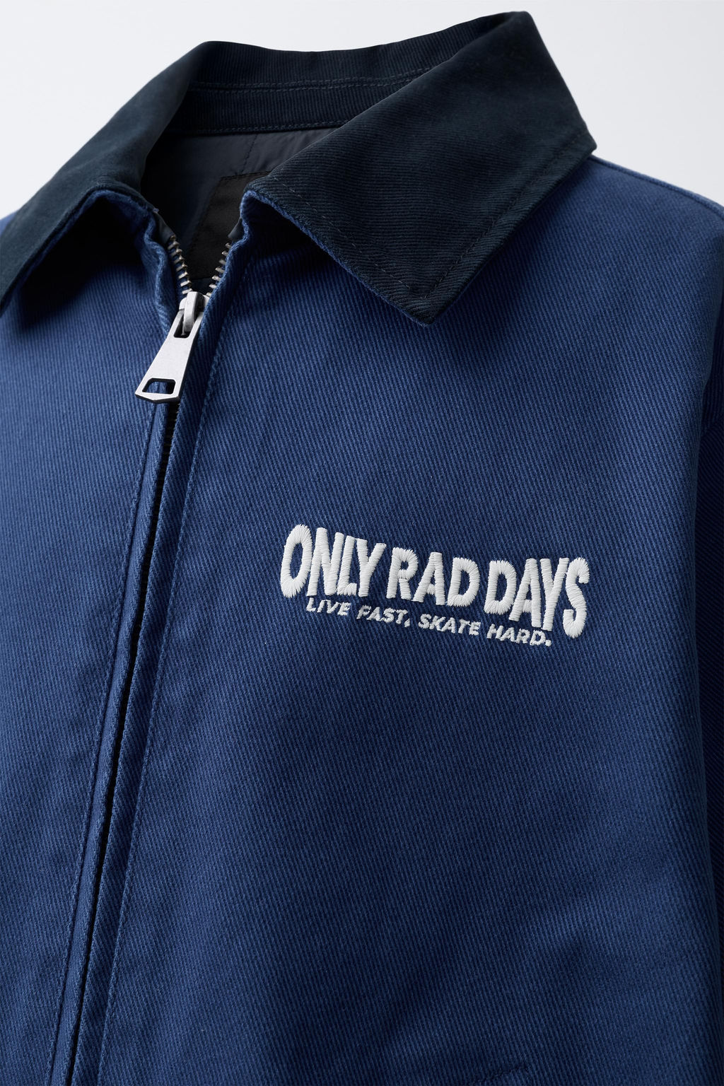 EMBROIDERED TEXT JACKET