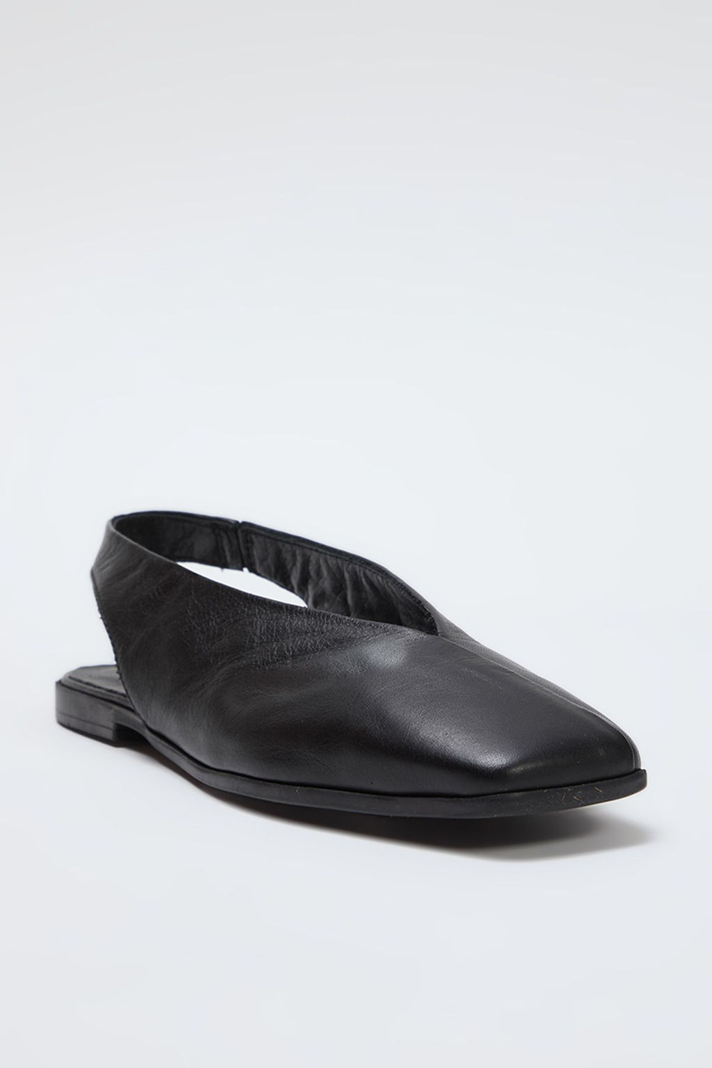 Siyah Hakiki Deri Arkas? Ac?k Kare Burun Kad?n Babet TAKSS25BE00018