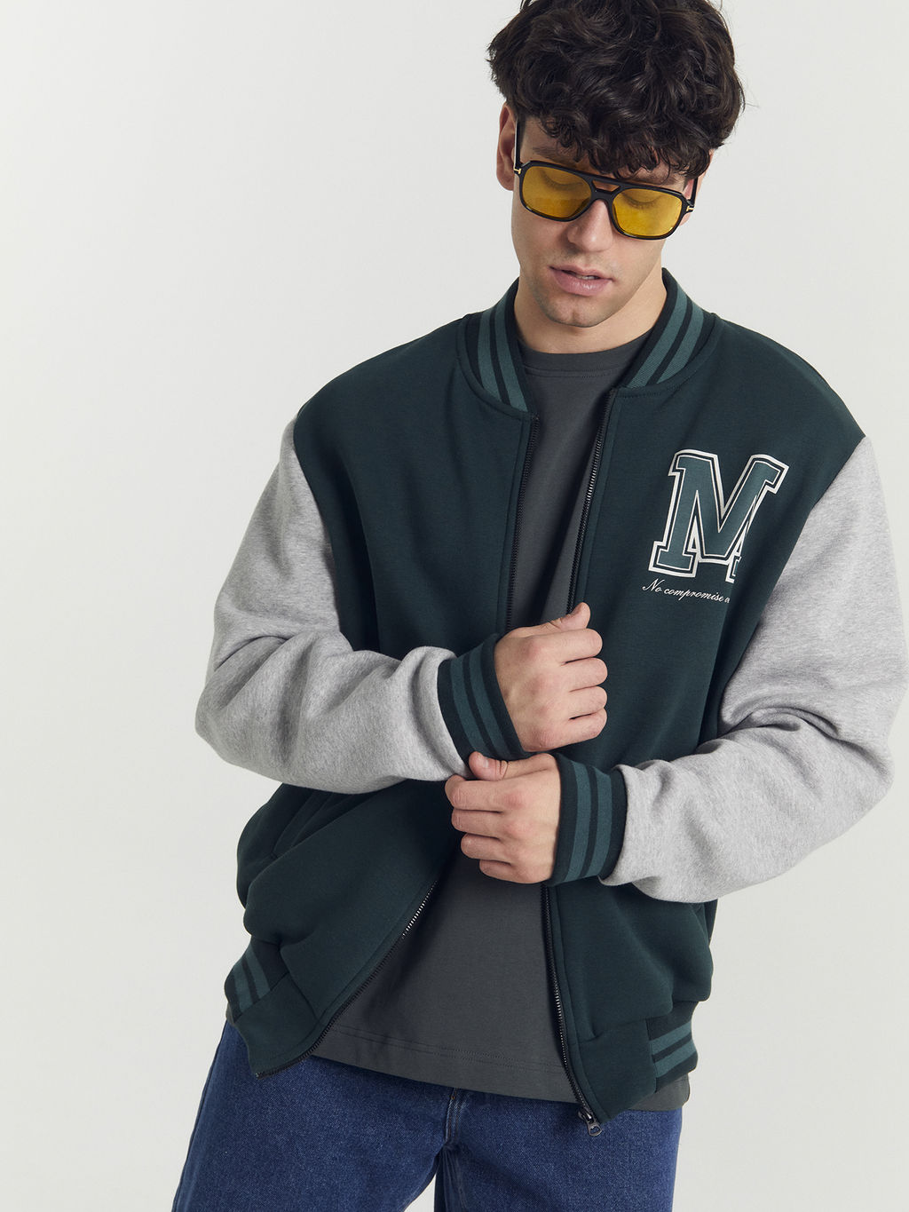 Жакет мужской в темно-зеленом цвете с печатью т.зеленый +печать 121187 - Mark formelle фото 2